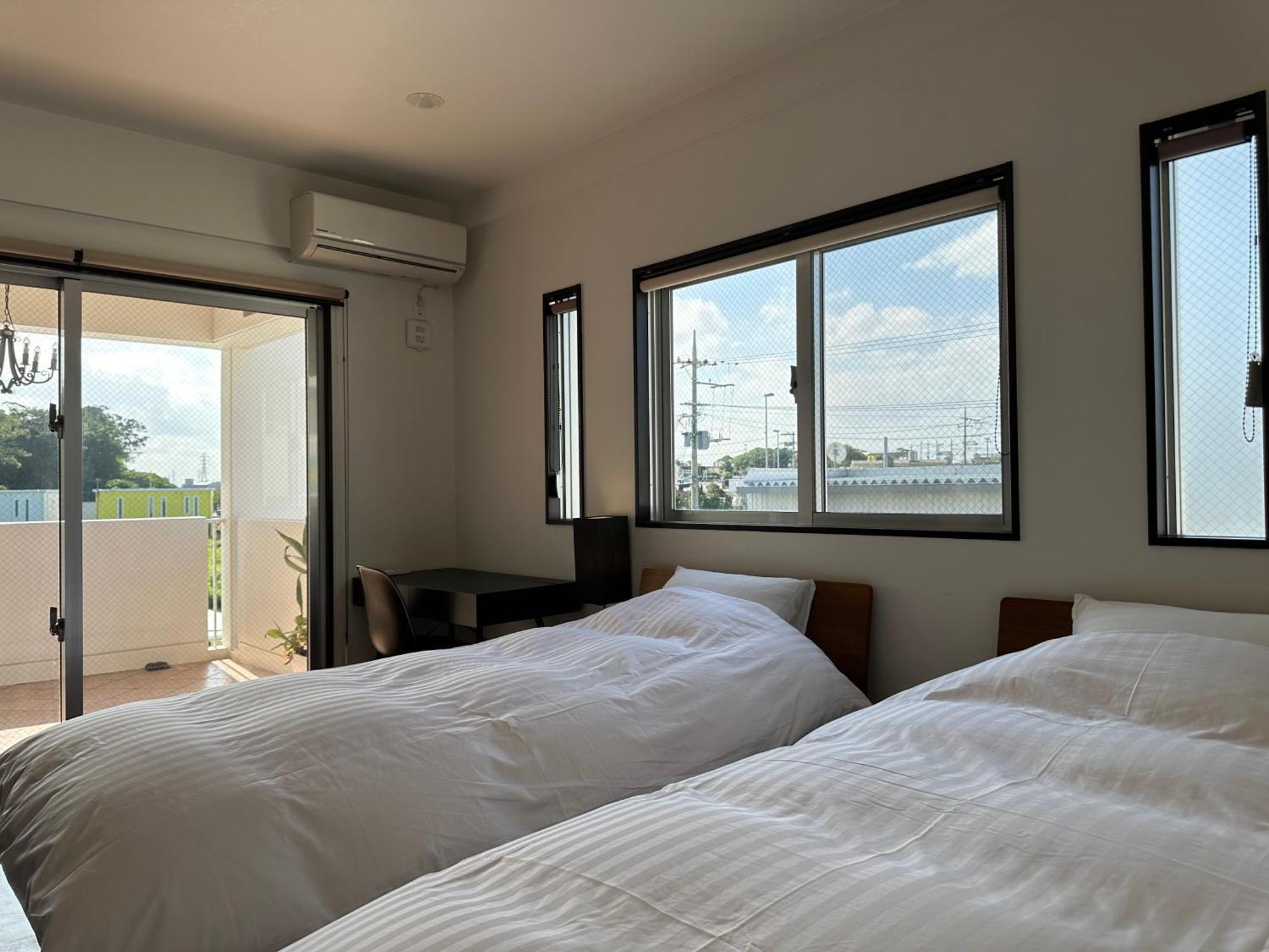 White Reef Apartment Uruma Exterior photo